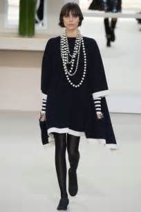 chanel design innimé|what makes a Chanel outfit.